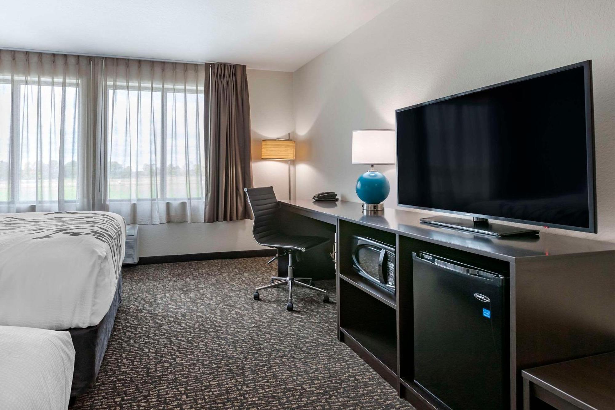 Sleep Inn & Suites Milwaukee-Franklin فرانكلين المظهر الخارجي الصورة
